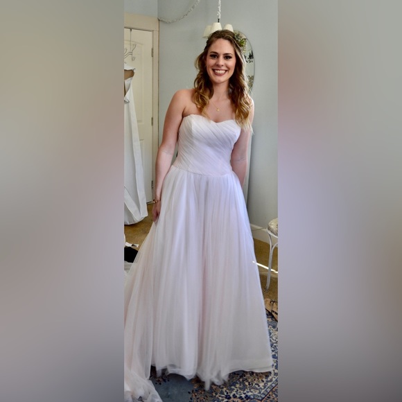 wedding dress - Picture 4 of 7